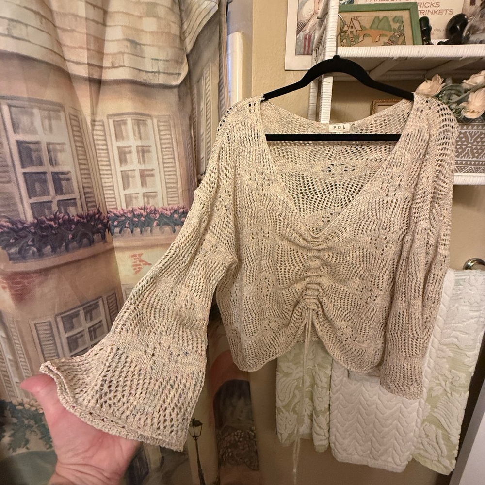 POL Women's Cream V-Neck Sweater